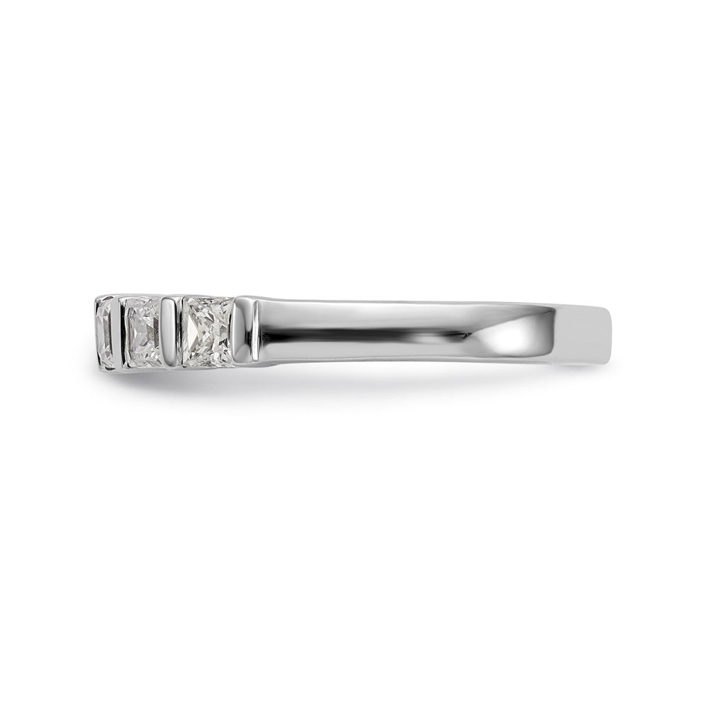 14K Weißgold Ring mit 7 echten Diamanten
