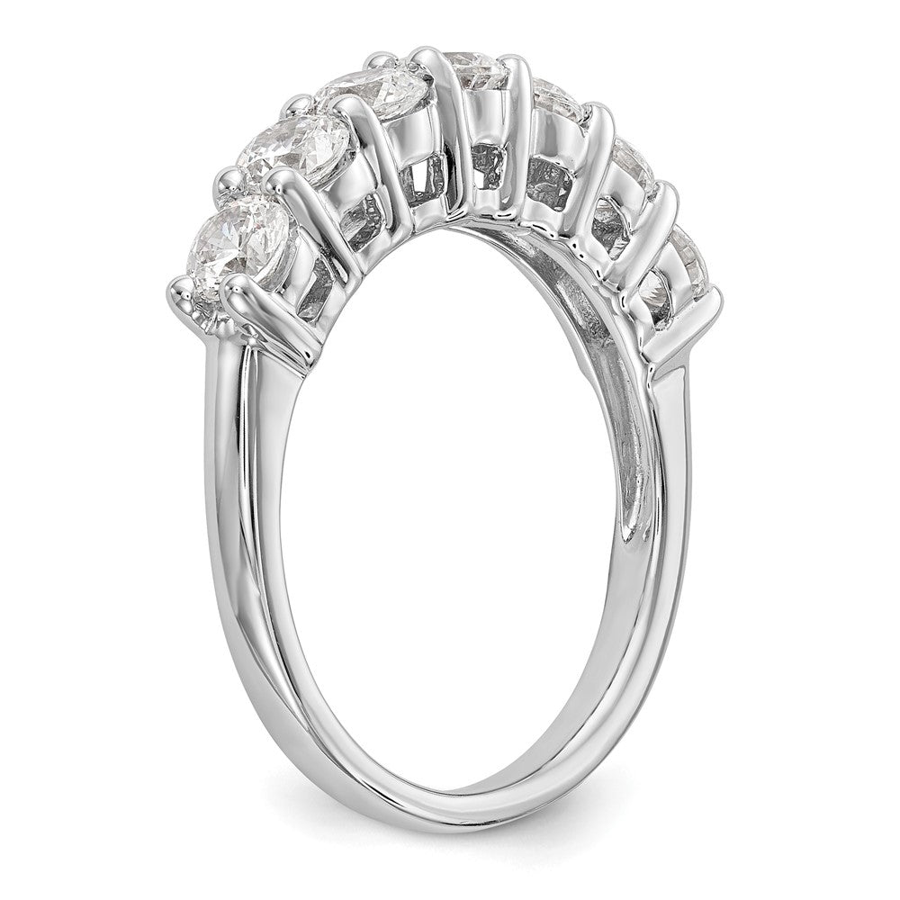 14K Weißgold Ring mit gemeinsamem Krappenbesatz, 7 Steine, 0,75 ct. Diamanten im Rundschliff, komplett gefasst