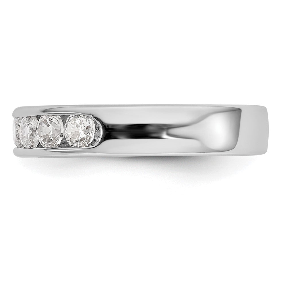 14K Weißgold Ehering mit 7 Diamanten in Kanalfassung, 0,721 ct Gesamtgewicht