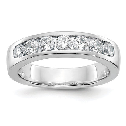 14K Weißgold Ring mit 7 Steinen und 1K rund geschliffenen Diamanten in Kanalfassung