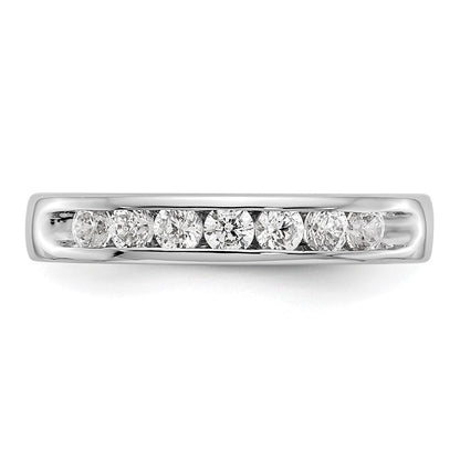 14K Weißgold Ring mit 7 Steinen und 0,5K rundem Diamanten in Kanalfassung