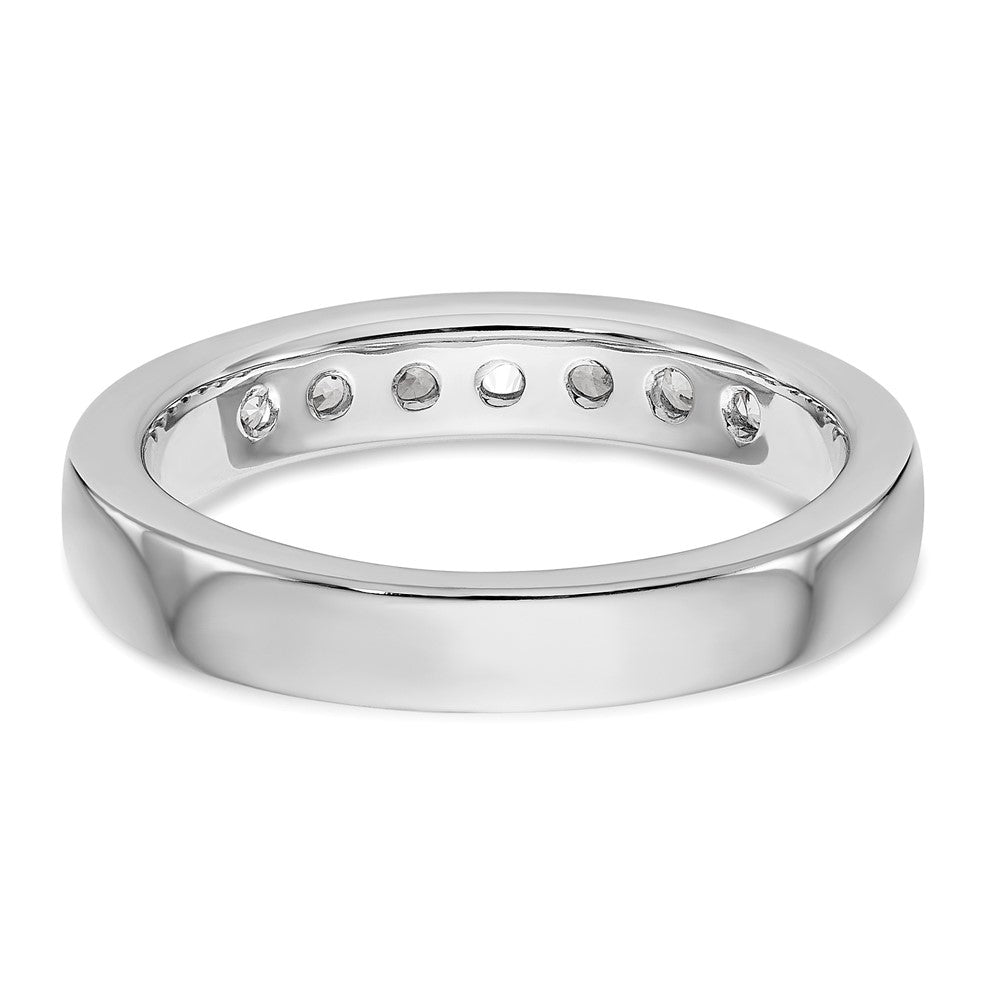14K Weißgold Ring mit 7 Steinen und 0,5K rundem Diamanten in Kanalfassung