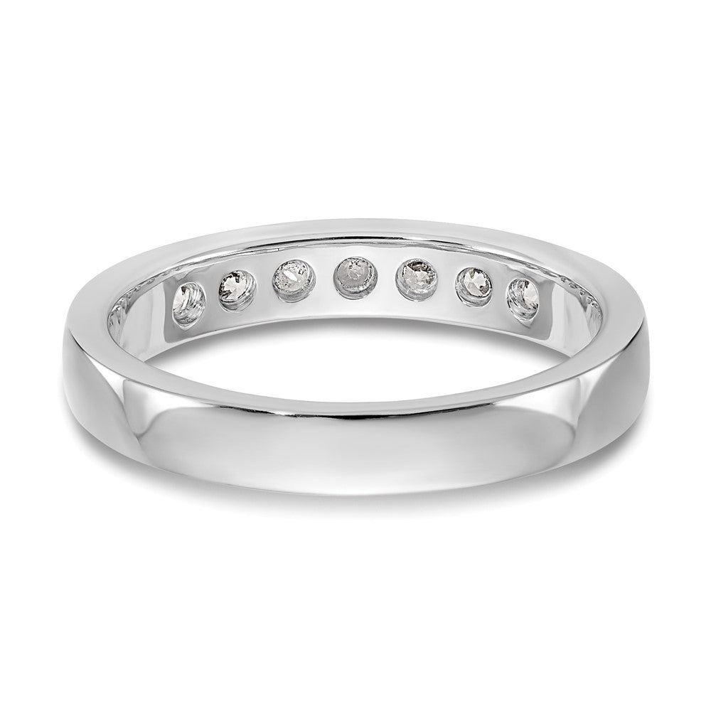 14K Weißgold Ehering mit 7 Diamanten in Kanalfassung