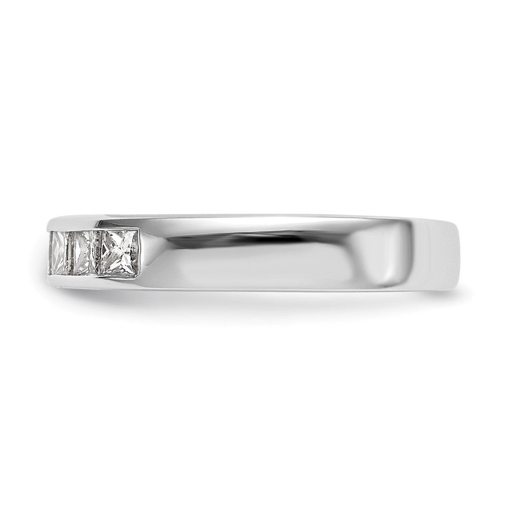 14K Gelbgold Ring mit 7 Diamanten in Kanalfassung