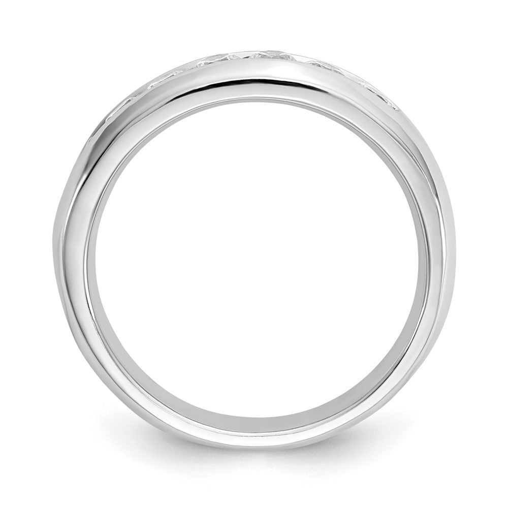 14K Weißgold Ehering mit 7 Diamanten in Kanalfassung
