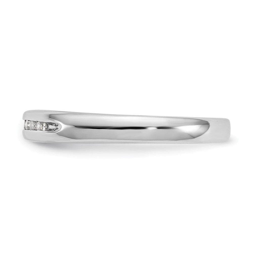 14K Weißgold Ehering mit 7 Diamanten in Kanalfassung