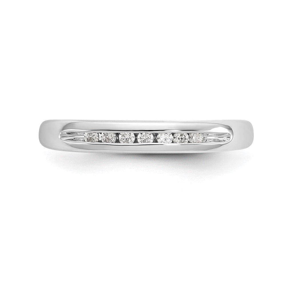 14K Weißgold Ehering mit 7 Diamanten in Kanalfassung
