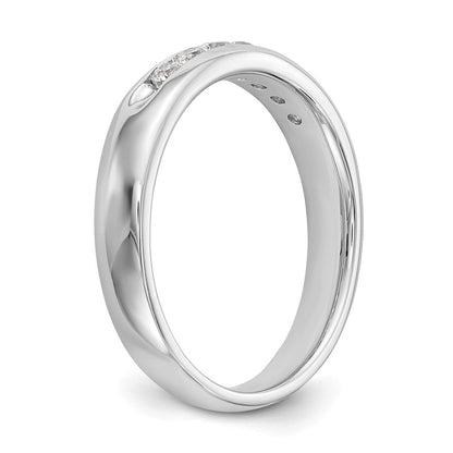 14K Weißgold Ehering mit 7 Diamanten in Kanalfassung