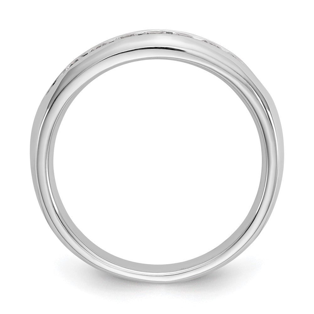 14K Weißgold Ehering mit 7 Diamanten in Kanalfassung