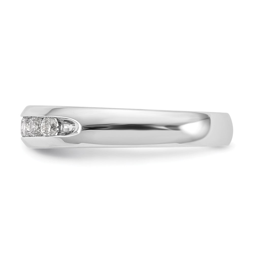 14K Weißgold Ehering mit 7 Diamanten in Kanalfassung