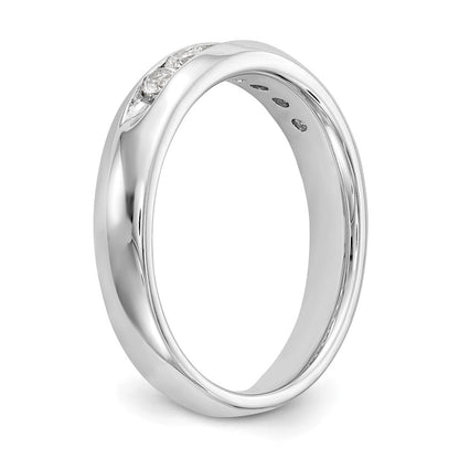 14K Weißgold Ehering mit 7 Diamanten in Kanalfassung