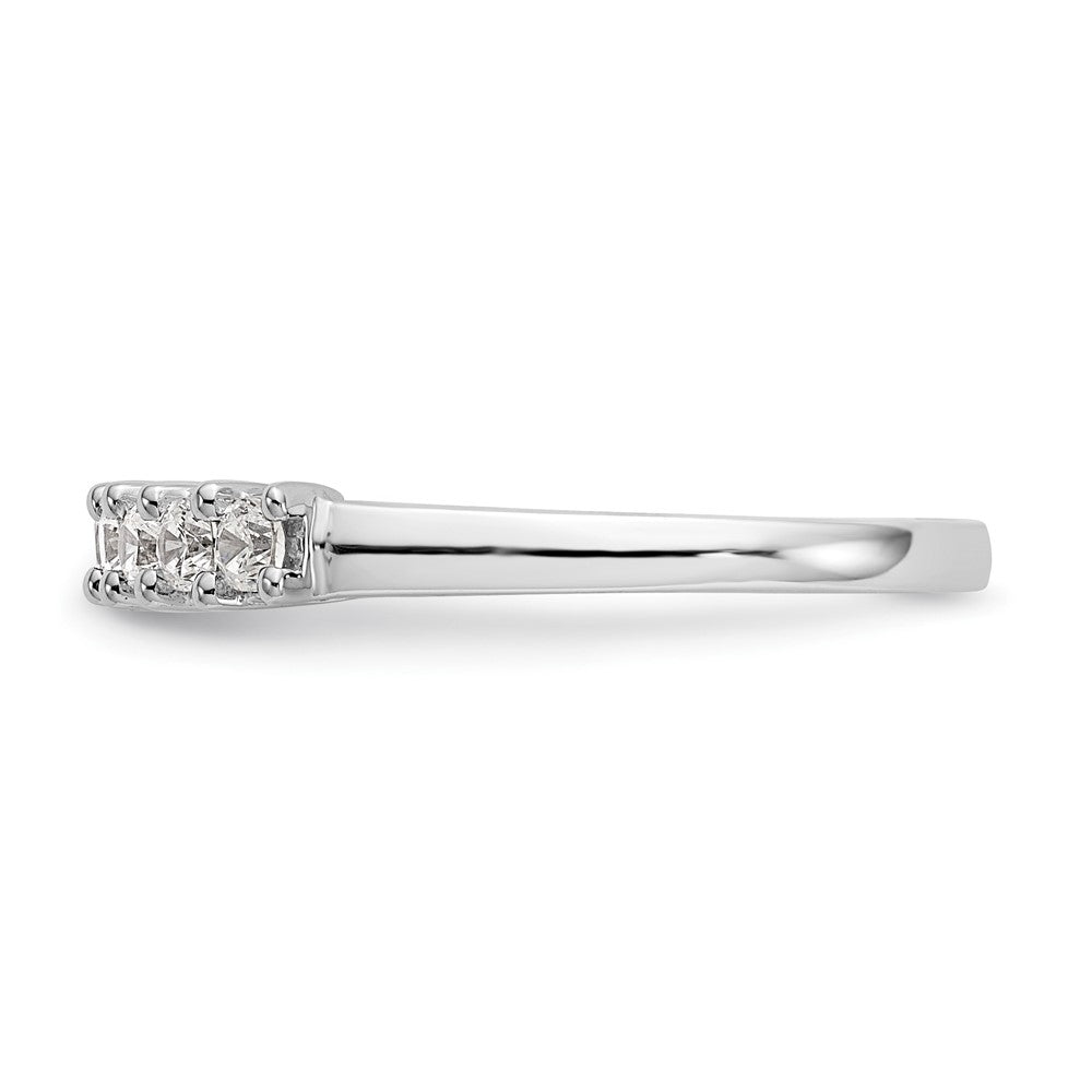 14K Weißgold Ring mit gemeinsamer Krappenfassung, 9 Diamanten, 0,5K komplett besetzte runde Diamanten