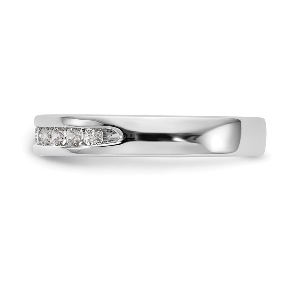 14K Weißgold Ring mit 9 Steinen, 0,25K rundem Diamant, komplett in Kanalfassung