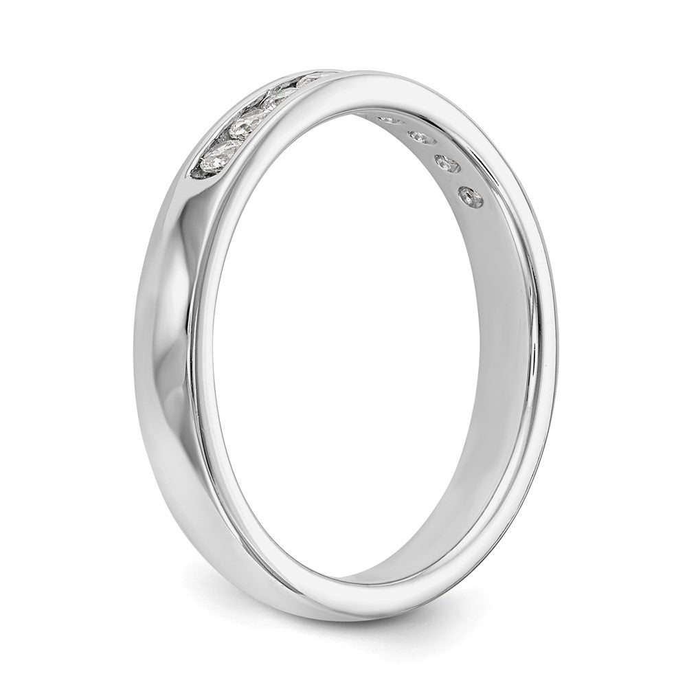 14K Weißgold Ehering mit 9 Diamanten in Kanalfassung