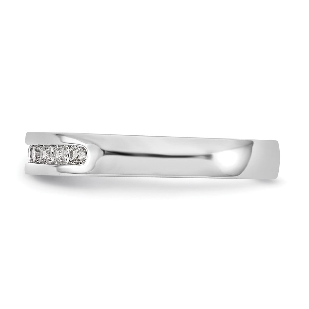 14K Weißgold Ehering mit 9 Diamanten in Kanalfassung