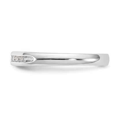 14K Weißgold Ring mit 9 kanalgefassten, im Labor gezüchteten Diamanten, VS/SI+ G+