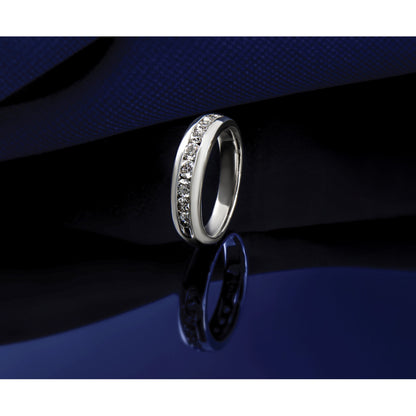 14K Weißgold Ehering mit 9 natürlichen Diamanten