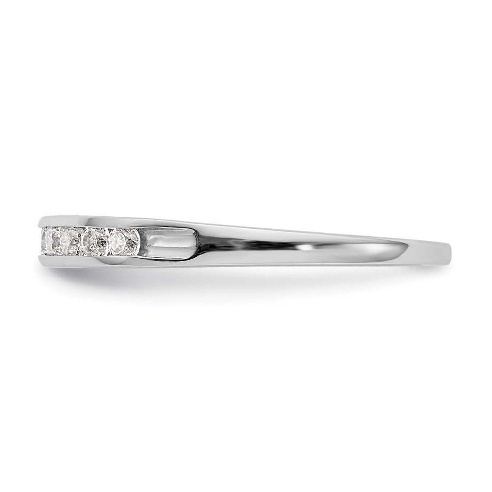 14K Weißgold Ring mit 11 Diamanten in Kanalfassung