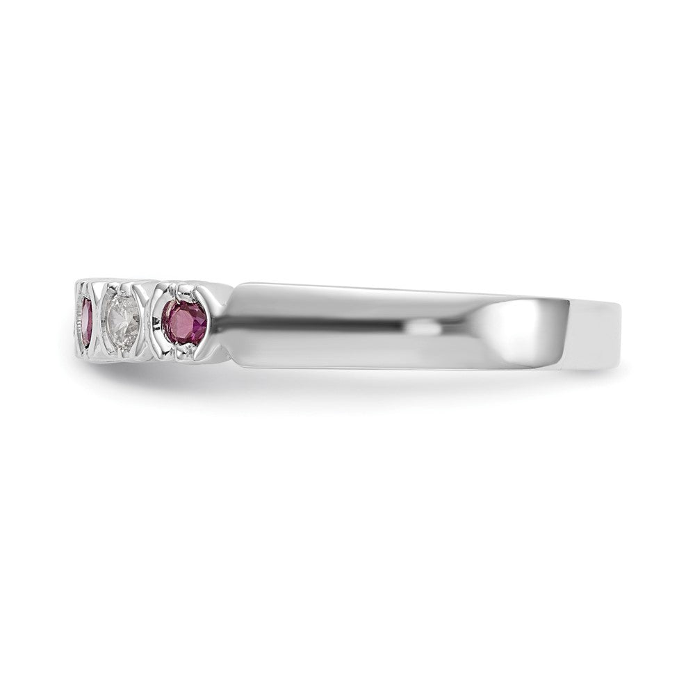 14K Weißgold Ring mit natürlichen Diamanten und Rubin