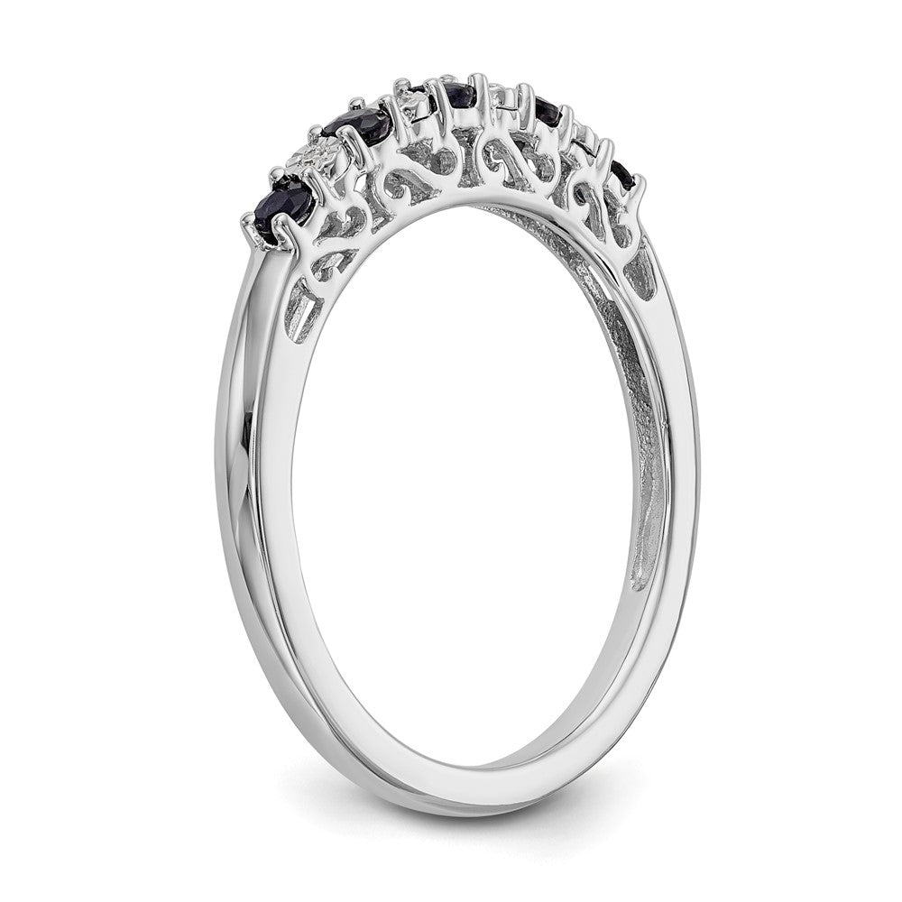 14K Weißgold Ring mit natürlichen blauen Saphiren und Diamanten