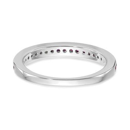 Massivring aus 14K Weißgold mit simuliertem Rubin