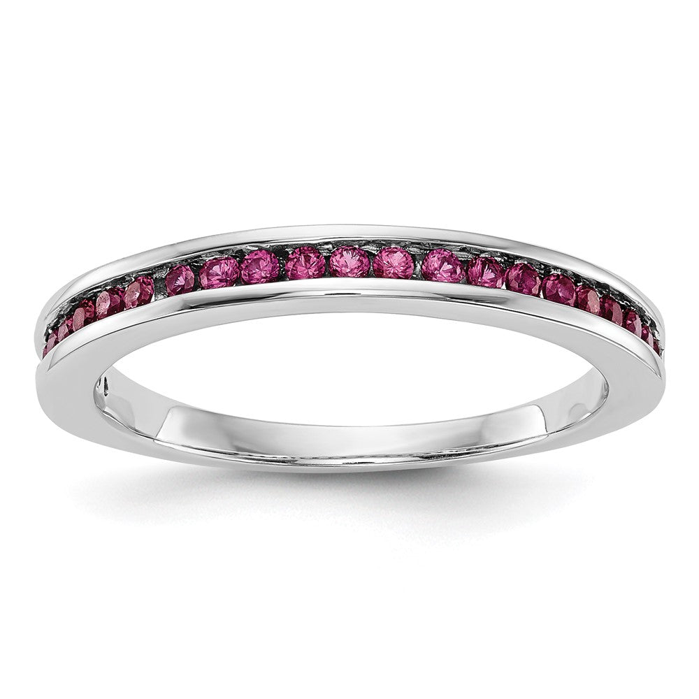 Massivring aus 14K Weißgold mit simuliertem Rubin