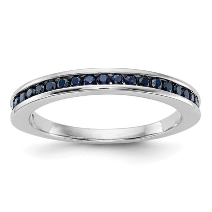 Massivring aus 14K Weißgold mit simuliertem Saphir