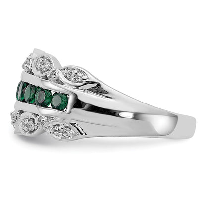 14K Weißgold Ring mit 0,2 ct. im Labor gezüchteten Diamanten VS/SI+ G+ und im Labor gezüchtetem Smaragd, Fancy-Design