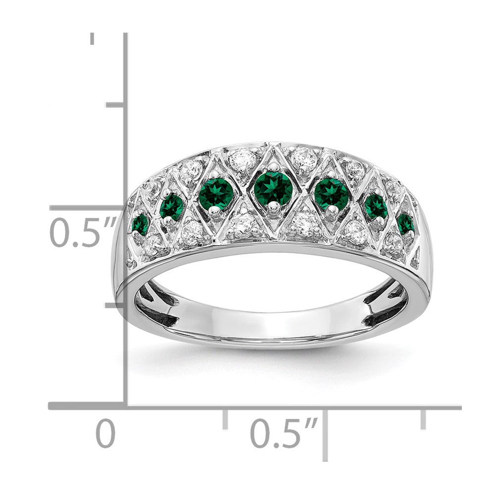 14K Weißgold Ring mit 0,2 ct. im Labor gezüchteten Diamanten VS/SI+ G+ und im Labor gezüchteten Smaragden, Fancy