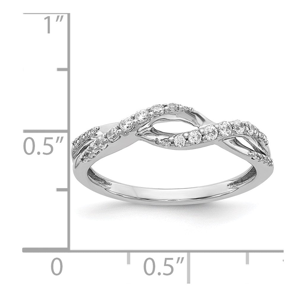 14K Weißgold Ring mit natürlichen Diamanten im ausgefallenen Twist-Design