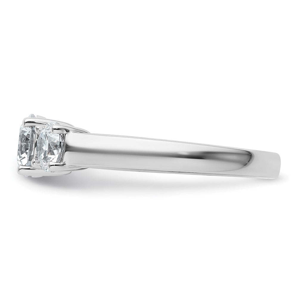 14K Weißgold Verlobungsring mit 1,5 ct. laborgezüchtetem Diamanten VS/SI+ G+ im Drei-Stein-Design, komplett