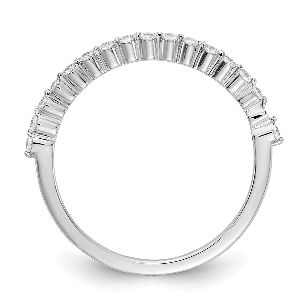14K Weißgold Ring mit natürlichen Diamanten