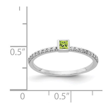 14K Weißgold Ring mit echten Diamanten und Princess-Peridot