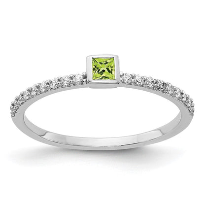 14K Weißgold Ring mit echten Diamanten und Princess-Peridot