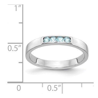 Massivring aus 14K Weißgold mit 4 simulierten blauen Topasen