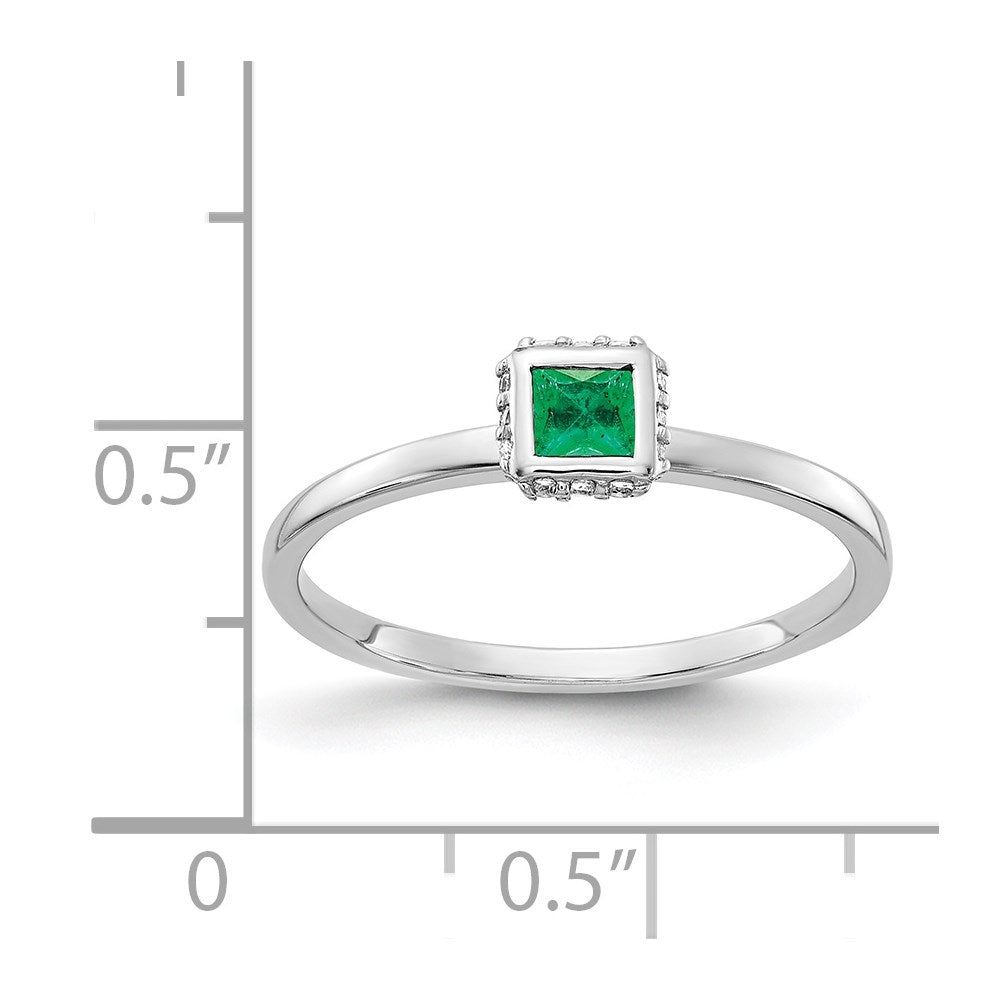 14K Weißgold Ring mit echten Diamanten und Prinzessin-Smaragden
