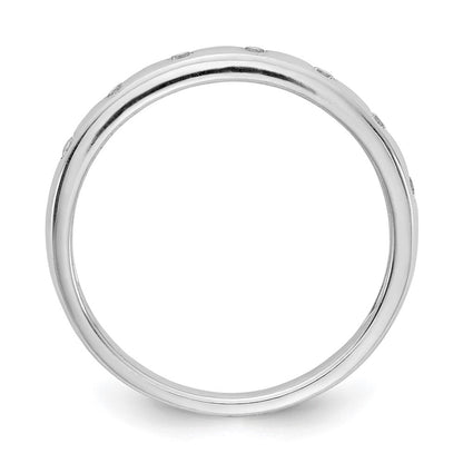14K Weißgold Ring mit 7 natürlichen Diamanten
