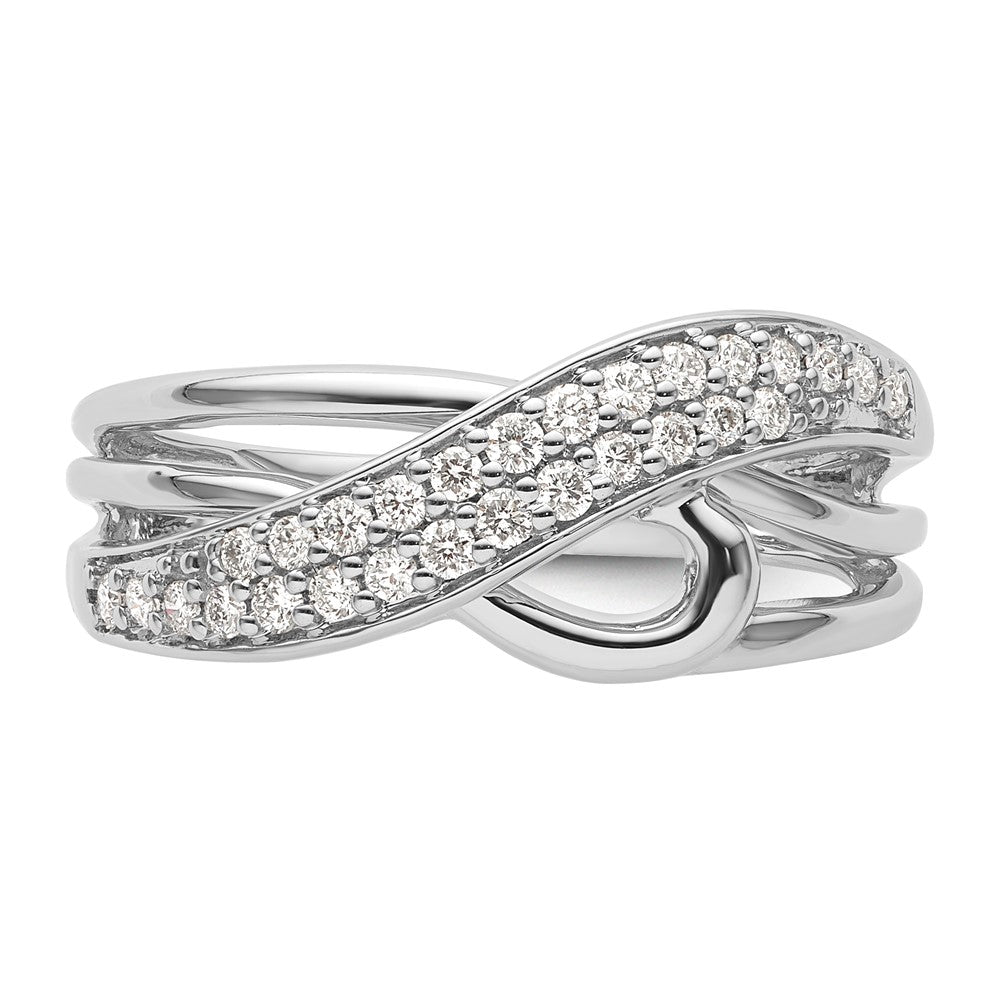 14K Weißgoldring mit natürlichen Diamanten