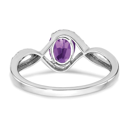 14K Weißgold Ring mit Amethyst im Ovalschliff und echten Diamanten, gedreht