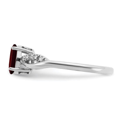 14K Weißgold Ring mit ovalem Granat und echten Diamanten