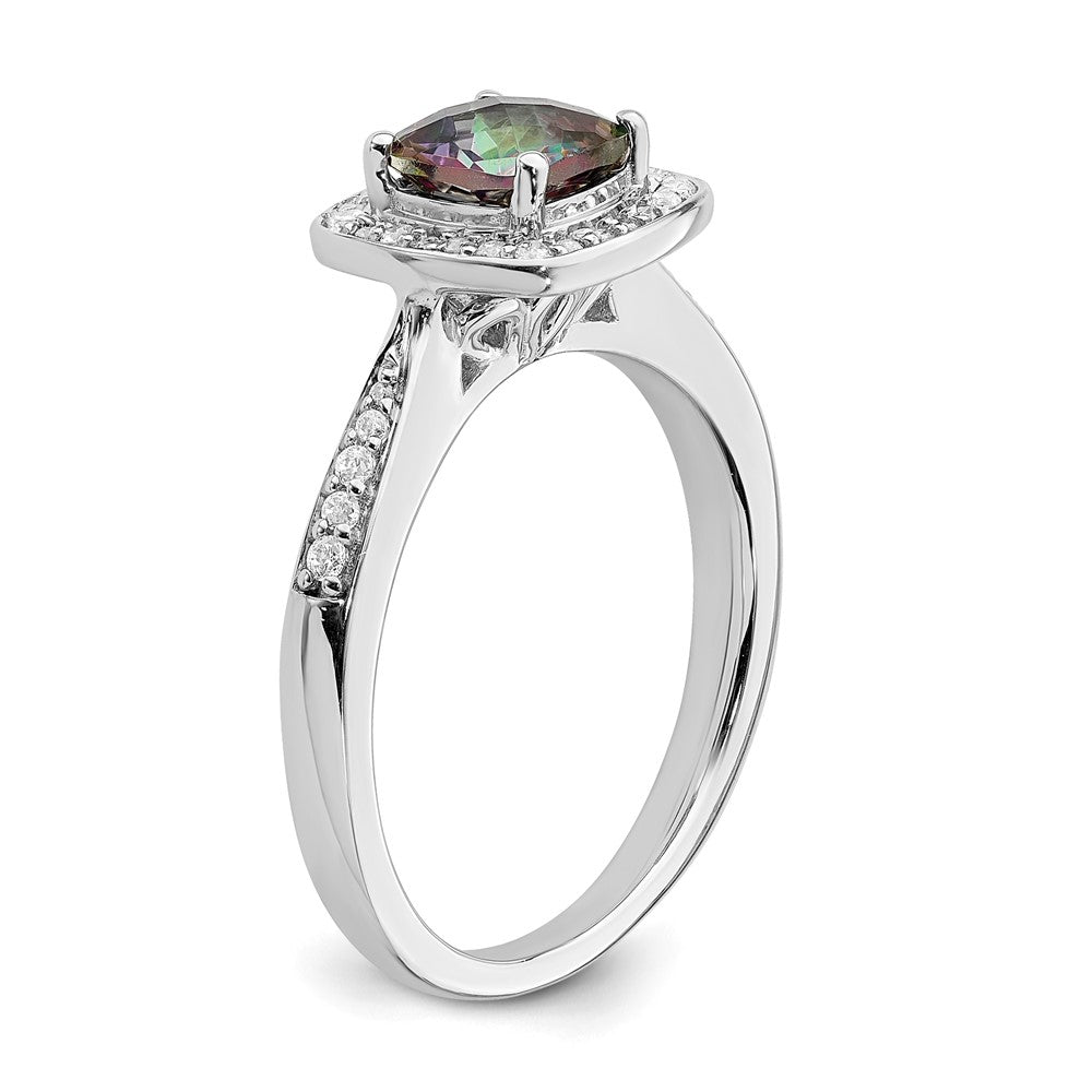 14K Weißgold Verlobungsring mit Diamant-Halo und Mystic-Fire-Diamant