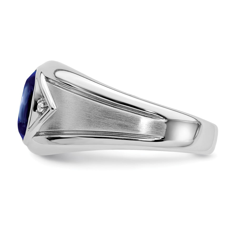 Herrenring aus 14K Weißgold mit synthetischem Saphir und echtem Diamant