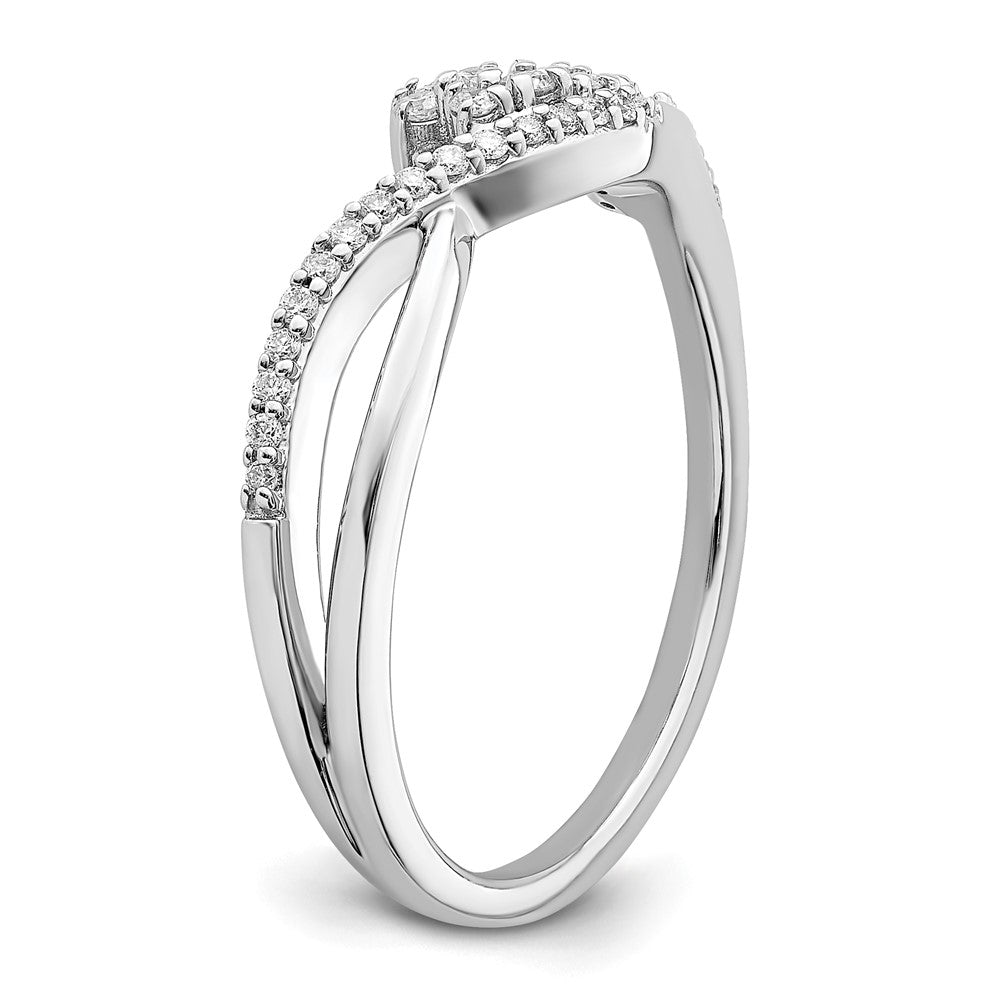 14K Weißgold Ring mit Poliertem Fancy Florina Wellendesign und Echten Diamanten