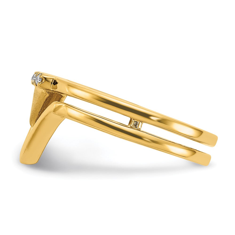 14K Gelbgold Ring mit satinierten und polierten Oberflächen und echten Diamanten in doppeltem Dreieck-Design