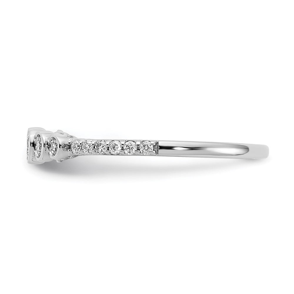 14K Weißgold Ring, poliert, mit echtem Diamant in Zargenfassung als Mittelstein