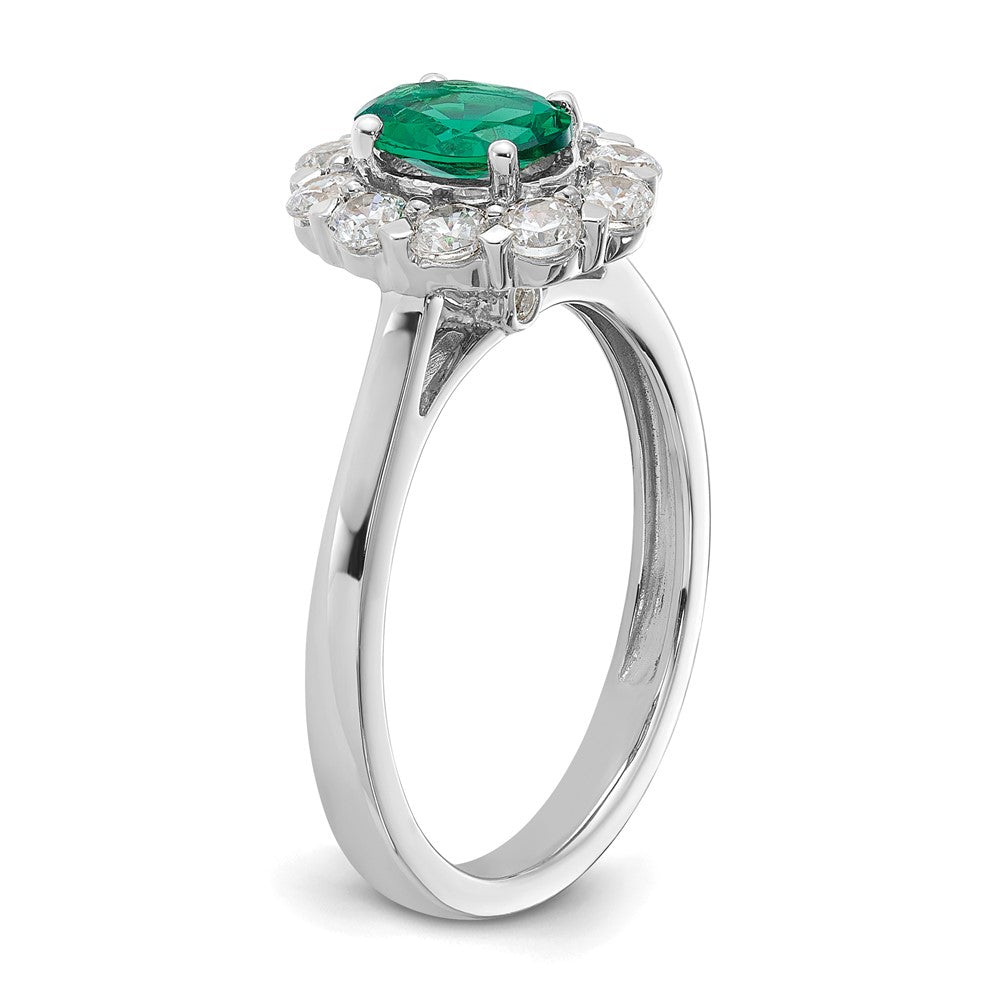 14K Weißgold Fashion-Ring mit 0,625 ct. Laborgezüchteten Diamanten VS/SI+ G+ und ovalem laborgezüchtetem Smaragd-Halo