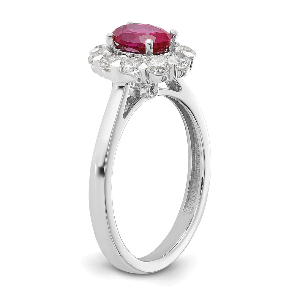 10K Weißgold Fashion-Ring mit 0,625 ct. im Labor gezüchteten Diamanten VS/SI+ G+ und ovalem im Labor gezüchteten Rubin-Halo