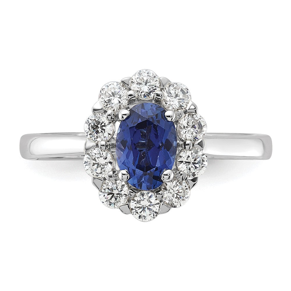 14K Weißgold Ring mit 0,625 ct. im Labor gezüchteten Diamanten VS/SI+ G+ und ovalem im Labor gezüchtetem blauem Saphir in Halo-Fassung