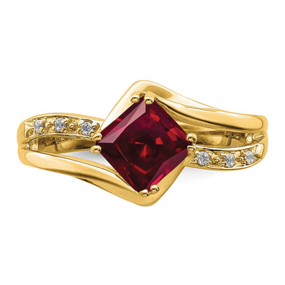 14K Gelbgold Ring mit synthetischem Rubin und echten Diamanten