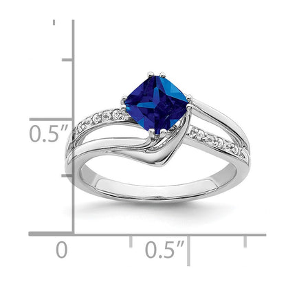 14K Weißgold Ring mit synthetischem Saphir und echten Diamanten